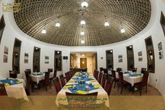 هتل پارسیان قلعه گنج کرمان